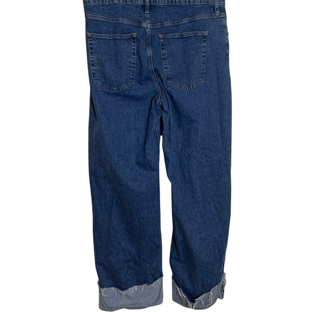 Gap - Picture 3 of 10